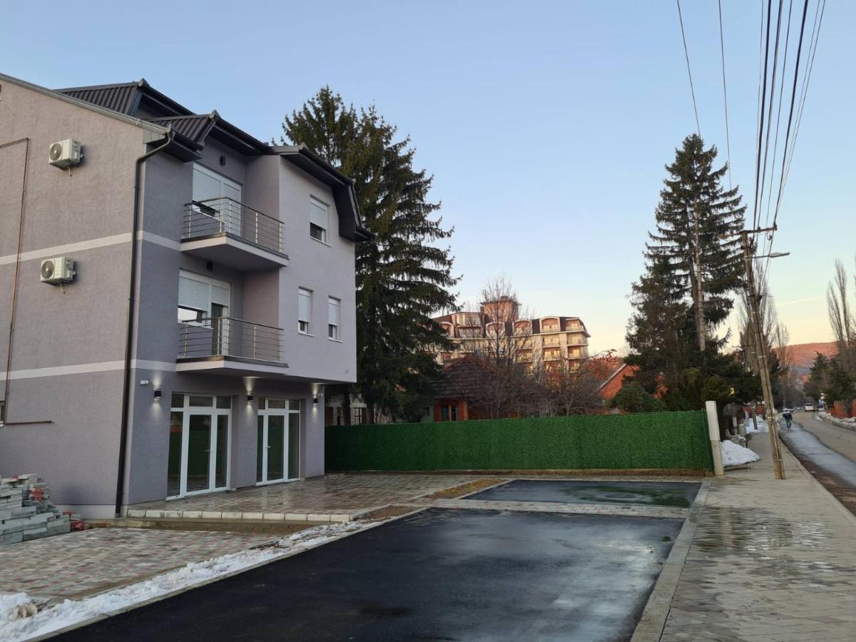 Apartmani Marija Vrdnik Exteriör bild